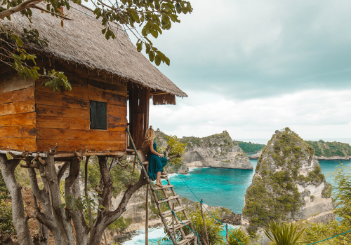 TrovaTrip treehouse in Nusa Penida, Bali.