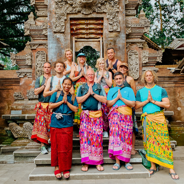 TrovaTrip group in Bali visiting temple.