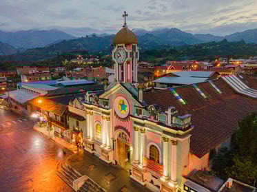 andres-medina-YxcG067aam0-unsplash