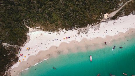 guilherme-stecanella-UppL7o7DgJw-unsplash