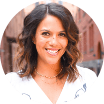 Headshot of TrovaTrip Host Ali Jackson