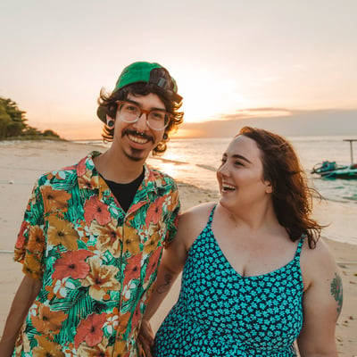 TrovaTrip Bali couple smiling on beach