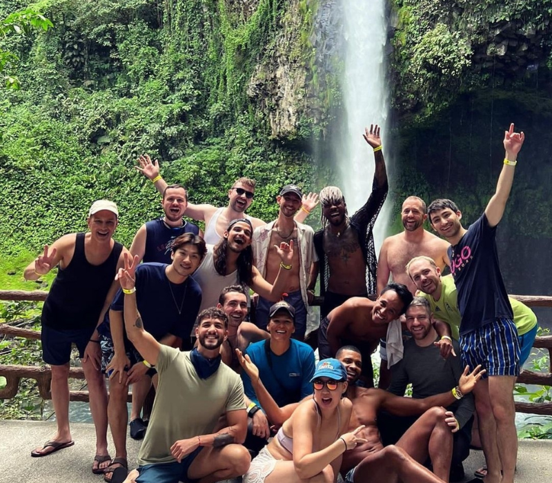 TrovaTrip group in Costa Rica with journeybyjoe.