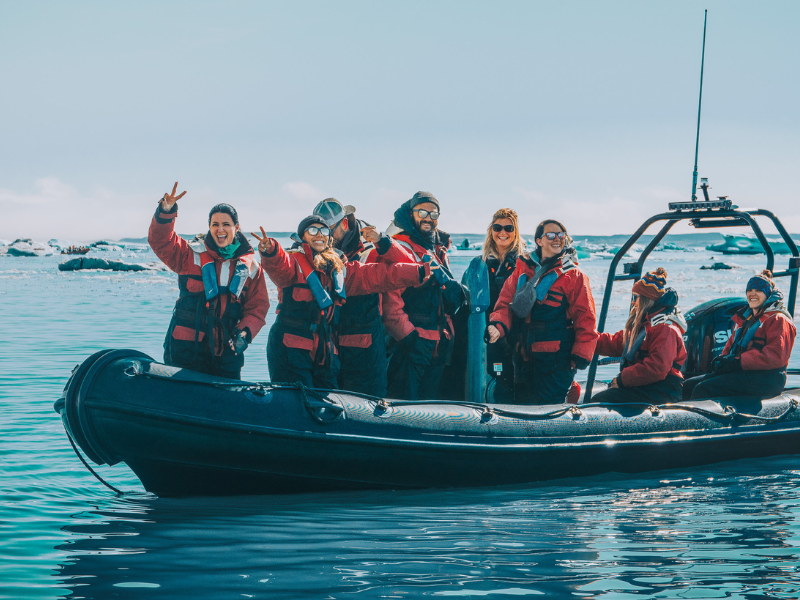 trovatrip-group-on-boat-iceland