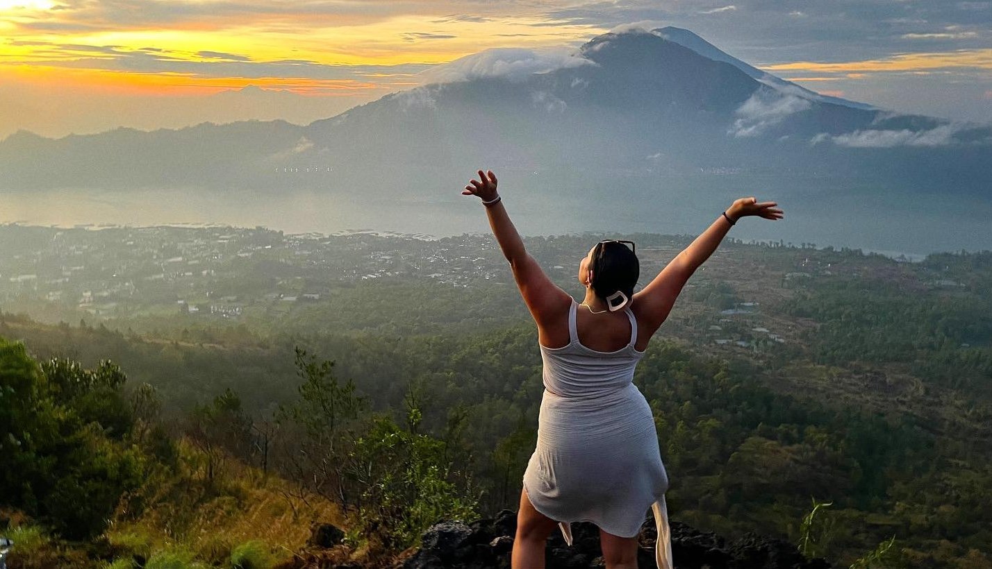 Top 5 Best Places to Solo Travel | TrovaTrip